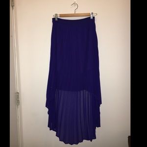 Pleated skirt
